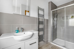 Photo 31- click for photo gallery